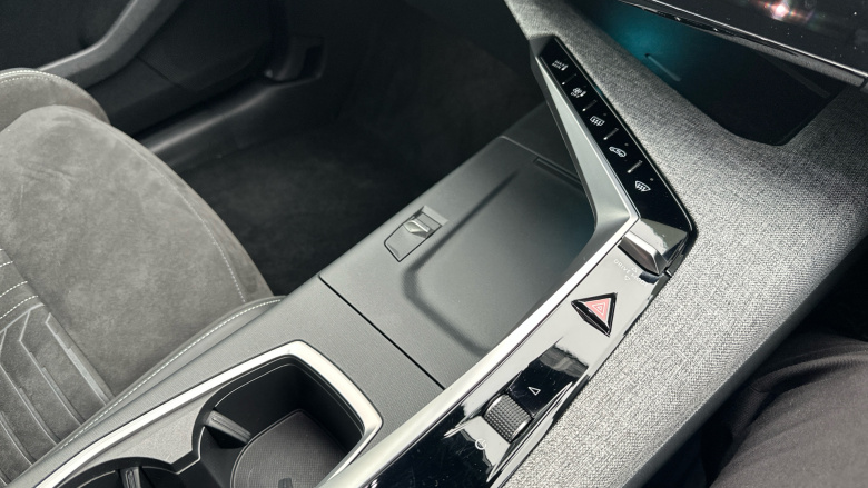 Peugeot 5008 157kW GT 73kWh 5dr Auto Electric Estate